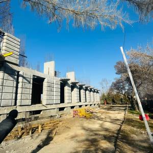 Equipo de panel de pared rápido eficiente para proyectos de infraestructura urbana Maquinaria de fabricación de tableros - Product Image 4