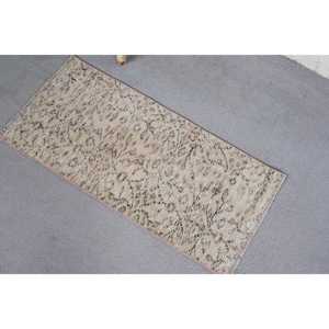 Alfombra Turca, Alfombra Pequeña de 1.3x2.7 pies, Alfombra Beige a Rayas - Product Image 4