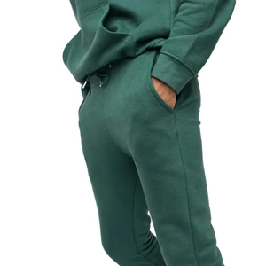 Vente en gros de survêtements d'hiver pour hommes à la mode sweat à capuche zippé à motif uni avec joggers en tissu polaire doux col à capuche - Product Image 2