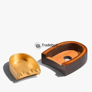 Tradebyd Cendrier en bois élégant fait à la main Plateau à fumer en bois rustique durable Idée cadeau parfaite pour les fumeurs Décor - Product Image 2