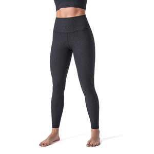 Venta al por mayor de ropa activa para mujeres de cintura alta Fitness pantalón transpirable levantar la cadera ligero Yoga Legging cómodo gimnasio Leggings - Product Image 4