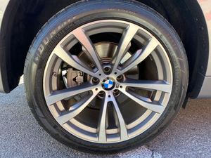 XDRIVE50I X6 BMW มือสองพร้อมส่งพร้อมเกียร์ธรรมดา R20ขนาดยาง4L ความจุเครื่องยนต์ - Product Image 2