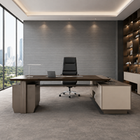 Chaise de bureau de direction à dossier haut pivotante avec accoudoirs métalliques, fournisseur de mobilier de bureau commercial