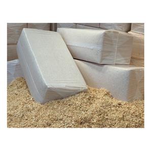 Sciure de bois naturelle de qualité supérieure pour litière animale, fermes avicoles et élevages - Product Image 5