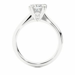Bague de fiançailles solitaire sertie de diamants taille princesse pour femmes - Product Image 4