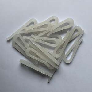 Pinces à chemise en plastique transparentes en forme de U, durables, avec dents pour chemises habillées pour hommes - Product Image 5