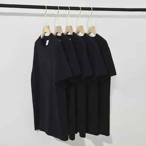 Camiseta transpirable de algodón de manga corta clásica unisex-ajuste holgado duradero-diseño de impresión múltiple-para uso social y diario - Product Image 6