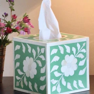 Caja de pañuelos con incrustaciones de hueso de alta calidad, madera y papel hechos a mano, precio de tamaño personalizado - Product Image 1