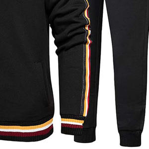 Conjunto de Dos Piezas con Bloques de Color y Logotipo Personalizado del Fabricante, Chándales Casuales de Alta Calidad con Cierre y Mangas Largas para Hombre - Product Image 5