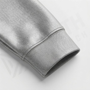 Hoodie surdimensionné élégant pour homme, design vintage délavé avec poche avant, confortable, personnalisable pour l'hiver. - Product Image 6