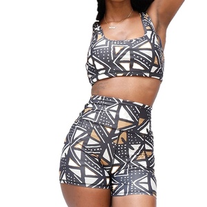 Ropa de gimnasio Ropa activa Sujetador de yoga y pantalones cortos Conjunto Halter Ajustado Top corto Pantalones de fitness casuales Traje Conjuntos de yoga - Product Image 1