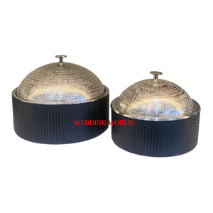 Ensemble de deux casseroles en métal de qualité supérieure avec revêtement blanc pour réchauffer les aliments forme ronde décorative fantaisie casserole en métal - Product Image 4