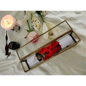 Boîte à parchemin en verre et laiton doré de luxe, porte-vœux de mariage et présentoir de certificats, style nordique moderne, boîte décorative, porte-parchemin - Product Image 1