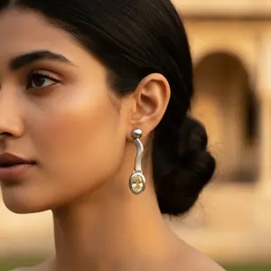 Pendientes Largos de Cobre Vintage con Piedra Verde para Uso Diario y Fiestas para Mujer - Product Image 3