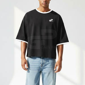 Chemise à coupe décontractée et courte pour homme, conçue pour les looks superposés et les tenues à porter seules - Product Image 3