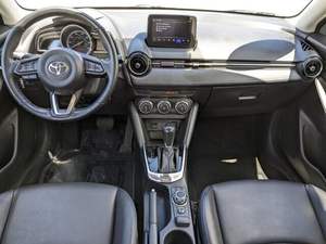 Herramientas Manuales Usadas de Grado DIY para Yaris 2020, Volante a la Izquierda, con 3 Años de Garantía, Origen Francia - Product Image 3