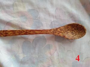 Cuillère en bois de qualité supérieure, fabriquée à la main au Vietnam, bois naturel, vente en gros - Product Image 4