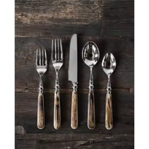 Juego de Cubiertos de Lujo con Mango de Metal de Alta Calidad, Acabado Pulido Espejo en Acero Inoxidable, Elegante y Duradero para Uso Diario - Product Image 1