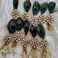 Assortiment de broches en plumes de paon Kundan plaqué or Accessoire de mariage pour hommes et femmes Cadeaux pour garçons d'honneur Cadeaux de bienvenue et de retour