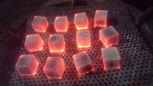 Équipement spécialisé dans le charbon de noix de coco Briquettes Premium Spécialisées pour Vous - Product Image 3