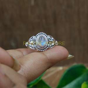 Anillo de Piedra Lunar Azul Fuego, Plata de Ley 925, Anillo de Diseño Hecho a Mano, Anillo de Piedras Preciosas, Joyería de Piedra Lunar, Regalo de Navidad - Product Image 5