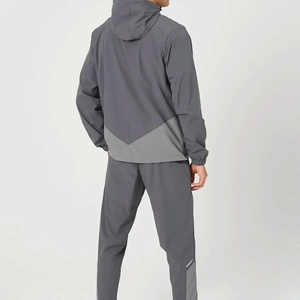 Conjunto de Dos Piezas de Chaqueta Cortavientos Transpirable, Informal, con Capucha, para Invierno 2025, con Logotipo Frontal, Precio al por Mayor para Hombre y Mujer - Product Image 2