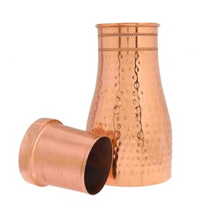 Botella de Agua de Cobre Martillado con Tapa Ancha de Latón, a Prueba de Fugas, Ecológica, Moderna, con Diseño Texturizado Único, Estilo Deportivo, para Niños, Ayurvédica - Product Image 5