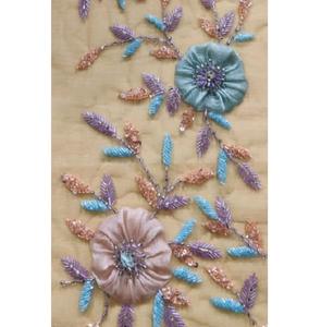 ผ้าลูกไม้ปักลูกปัดออแกนิกที่สวยงามพร้อมการตกแต่งที่หรูหราสำหรับการปรับแต่งชุดเดรสแบบดั้งเดิมของผู้หญิง - Product Image 1