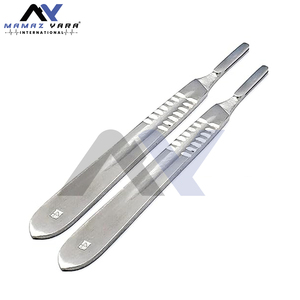 Hojas de mango de bisturí estéril 100 Surgi #21 con 2 mango libre #4-Hojas quirúrgicas de acero inoxidable para corte de precisión - Product Image 2