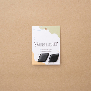 Pendientes de botón con placa pulida de shungita en forma de rombo, 0.39 pulgadas (10 mm) - Product Image 2