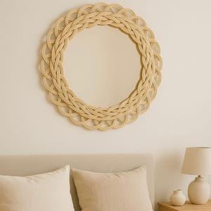 Miroir en rotin de Bohème élégant pour décor de chambre à coucher - Product Image 1