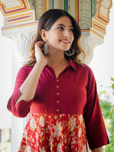 Vestido Anarkali de rayón color granate con estampados florales, cuello camisero y mangas tres cuartos, diseñado para una elegante apariencia de talla 5XL para uso diario. - Product Image 4