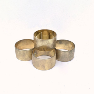 Meilleure vente Design décoratif fait à la main en laiton fleur d'or métal moderne porte-anneau de serviette pour décoration de table de mariage - Product Image 5