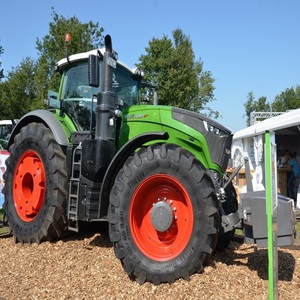 รถแทรกเตอร์ Fendt 1050รถแทรคเตอร์ Vario รถแทรกเตอร์ bastante usado Agricola usado 70HP Fendt Agricultura En Venta - Product Image 2
