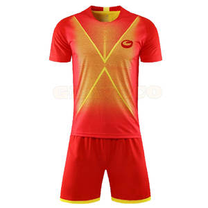 Uniforme de fútbol personalizado con logotipo personalizado Diseña tu propio equipo Ropa Impresión personalizada de alta fabricación - Product Image 1