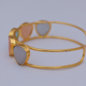 Brazalete de piedra mate chapado en oro de alta calidad Brazalete de diseño de pulsera de moda Joyería para niñas y mujeres a precio mayorista - Product Image 2