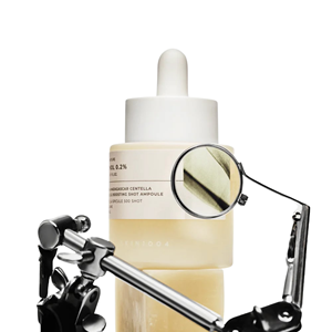SKIN1004 มาดากัสการ์ เซนเทลล่า เรตินอล 0.2 บูสติ้ง ช็อต แอมพูล - Product Image 2