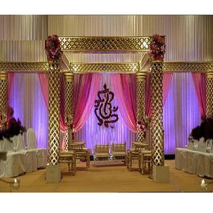 Mandap de Cristal para Bodas con Pilares Dorados Jali, Mandap Cuadrado con Temática Antigua para Bodas, Pilares Indios para Bodas, Mandap Mahrani, Australia - Product Image 1