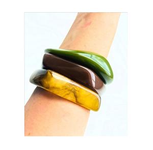 Elegant Resin Bangles for Women Glossy Finish Waterproof Lightweight Jewelry with Custom Colors for Daily Wear Festive Occasions - Product Image 1