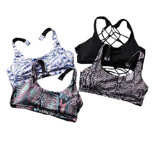 Soutien-gorge de sport pour femmes sur mesure, design de soutien-gorge de sport pour l'entraînement, fabricant de fitness, soutien-gorge de sport respirant de grande taille pour la course à pied - Product Image 1