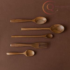 Ensemble de couverts en bois artisanal, aspect unique, vaisselle écologique pour offrir en cadeau - Product Image 6