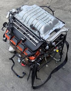 Nuevo Motor HEMI 6.0L V8 Supercargado de Diseño Robusto, Refrigerado por Agua, Arranque Eléctrico, Alto Rendimiento para Mejora de Autos de Carreras - Product Image 4