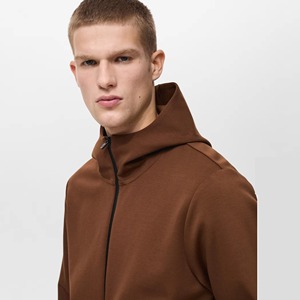 Ropa de hombre cómoda y elegante última colección diseño personalizado disponible a precios económicos con sudaderas con cremallera y logotipo personalizado - Product Image 4