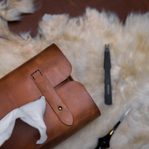 ที่ใส่กระดาษชำระหนังแท้ดีไซน์เนอร์ทำมือที่ทนทานพร้อมการออกแบบที่ปรับแต่งได้สำหรับ LTBC-0007ตกแต่งบ้านและสำนักงานที่หรูหรา - Product Image 2