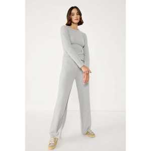 Chemise Chic pour Femme à Motif Floral, Col à Volants, Logo sur le Devant, Longueur Longue, Tops en Soie Tricotée pour les Soirées d'Automne, Casual et Tendance - Product Image 4