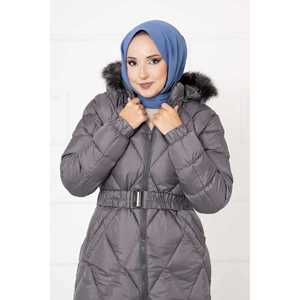 Chaqueta de Invierno con Patrón de Baklava, Tejido Gris, Relleno de Fibra de Poliéster - Product Image 2
