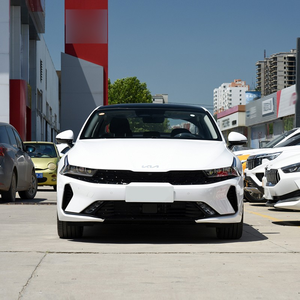 Coche a gasolina K i a K5 2025 1 5T 2 0T GT Line en stock - Product Image 4