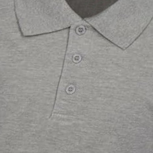 Polo gris jaspeado. Prenda informal elegante y cómoda diseñada para un look moderno, sencillo y diario. Hecho de tela suave. - Product Image 4