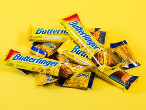 Butterfinger पूर्ण आकार चॉकलेट सलाखों-6ct (अमेरिकी उत्पाद)-नेस्ले Butterfinger एकल कैंडी सलाखों 1.9 औंस (36 के पैक)