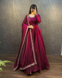 Vestido Anarkali Georgette de lujo de primera calidad Color vino con mangas bordadas Estilo Bollywood Ropa festiva nupcial Vestido Salwar - Product Image 5